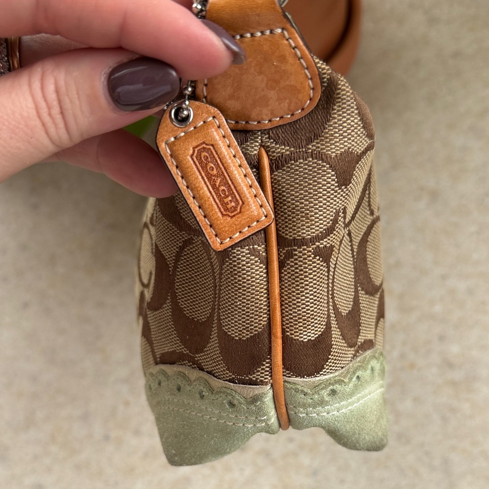 Vintage Coach Y2K with mint green suede - Picture 3 of 6